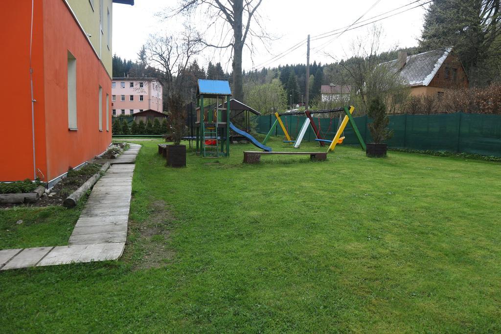 Apartmány Lestarka Kořenov Exterior foto